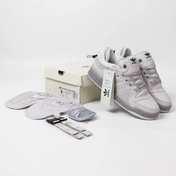 WhatsApp Image 2026-10-03 at 21.53.33 Adidas Bad Bunny